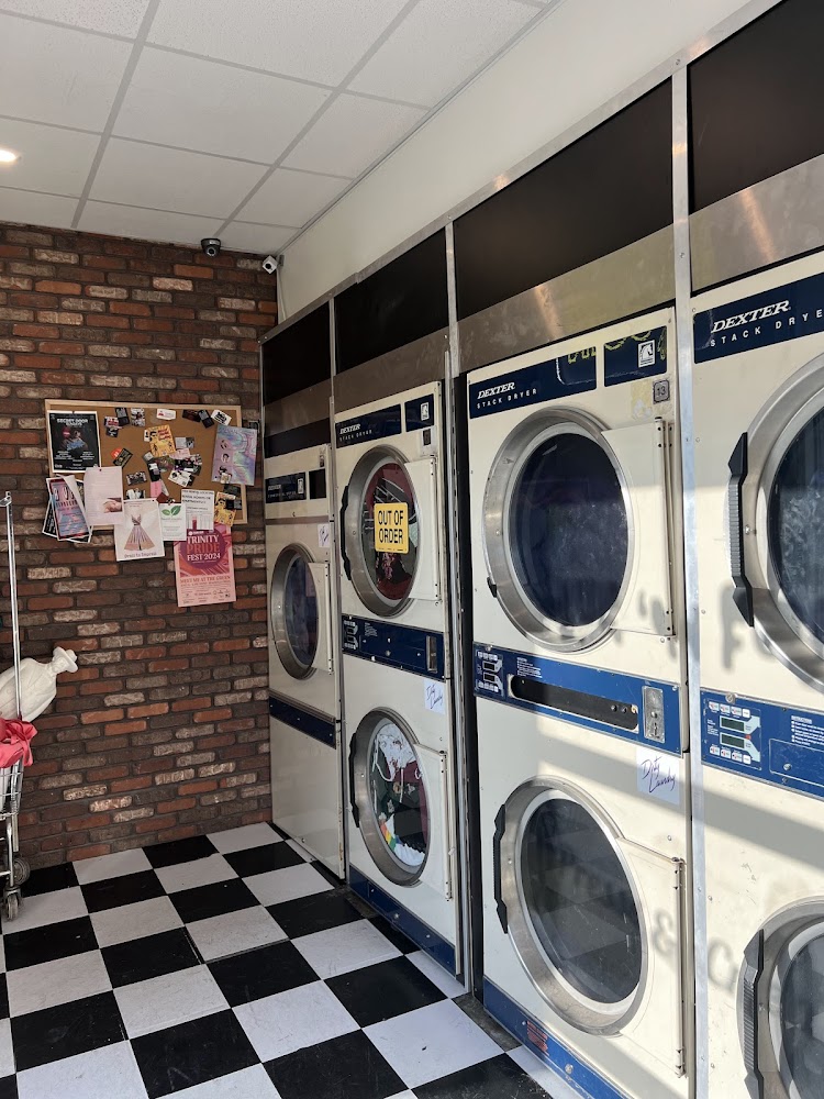 14346 dirty laundry is a laundromat near me in fort worth texas 1